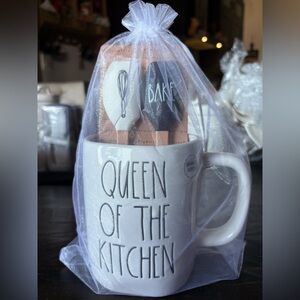 Rae Dunn Queen of the Kitchen White Mug Set